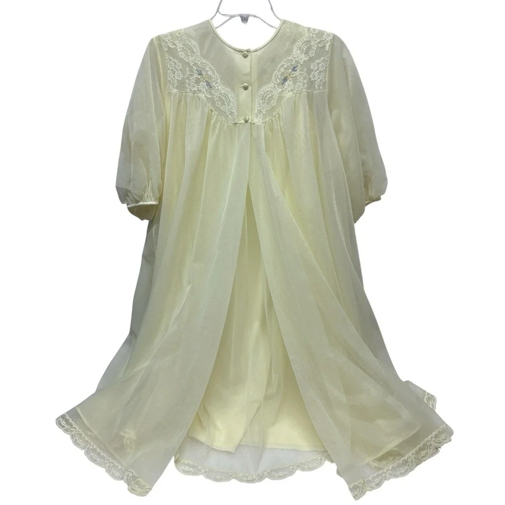 VTG Shadowline Bridal SILKY‎ Peignoir Lace Trim Embroidered Nylon Robe Nightgown